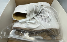Load image into Gallery viewer, DBX Womens White Leather Lace-Up Ice Figure Skates Size 10 2/3