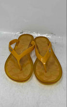 Load image into Gallery viewer, Coach Womens Nisa Yellow Jelly Slip-On Flat Flip-Flop Sandals Size 6