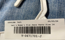 Load image into Gallery viewer, Levi's Womens 525 Blue The Original Perfect Waist Straight Jeans Pants Size 14
