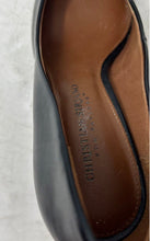 Load image into Gallery viewer, Christian Siriano Womens Black Pointed Toe Slip-On Stiletto Pump Heels Size 7.5