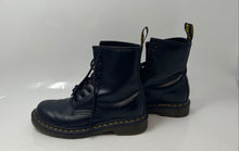 Load image into Gallery viewer, Dr. Martens Unisex 1460 Black Leather Lace-Up Ankle Combat Boots Size 6