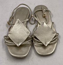 Load image into Gallery viewer, Authentic Tory Burch Womens Gold-Tone Leather Diamond Patch Strappy Sandals 5M