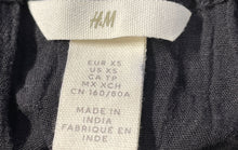 Load image into Gallery viewer, H&M Womens Black Crinkled 3/4 Balloon Sleeve Tie Neck Short Shift Dress Size XS