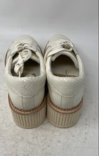 Load image into Gallery viewer, Dolce Vita Womens Tiger Cream Leather Lace-Up Platform Sneaker Shoes Size 9