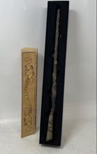 Load image into Gallery viewer, Warner Bros. Harry Potter Holly 8 Ollivanders Birch Wand In Blue Box Collectible