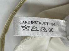 Load image into Gallery viewer, Christian Dior Parfums Womens White Top Handle Medium Zipper Cosmetic Bag