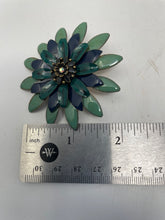 Load image into Gallery viewer, Pins Or Brooches Multicolored (12 Pcs)