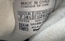 Load image into Gallery viewer, Reebok Womens Club MEMT Bold White Leather Low Top Sneakers Shoes Size 7
