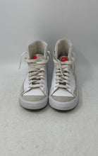 Load image into Gallery viewer, Nike Boys Blazer Mid 77 SE DO6487-100 White Lace-Up Sneakers Shoes Size 5Y
