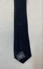 Load image into Gallery viewer, Milano Uomo Mens Black Silk Adjustable Keeper Loop Formal Pointed Tie