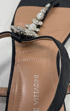 Load image into Gallery viewer, Adrienne Vittadini Womens Pian Black Rhinestone Thong Sandals Size 9.5M