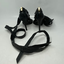 Load image into Gallery viewer, Authentic Tory Burch Womens Black Stiletto Gladiator Heels Sz 6.5M Worn Stained