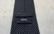Load image into Gallery viewer, Hugo Boss Mens Black White Geometric Silk Keeper Loop Adjustable Designer Tie
