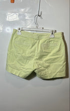 Load image into Gallery viewer, Banana Republic Womens Green Flat Front Slash Pockets Chino Shorts Size 6