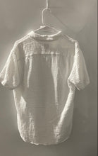 Load image into Gallery viewer, J.Crew Mens White Cotton Gauze Short Sleeve Button-Up Shirt Size Medium
