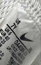 Load image into Gallery viewer, Nike Kids Blazer Mid '77 DA4086-105 White Lace Up Sneaker Shoes Size 7Y