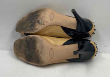 Load image into Gallery viewer, Authentic Tod's Womens Beige Black Stiletto Pump Heels Size EUR 38.5 Stained