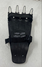 Load image into Gallery viewer, Hasbro Black Panther Lights Up Sound Vibranium Power FX Claw Action Figure