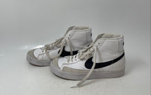 Load image into Gallery viewer, Nike Boys Blazer Mid 77 DA4086-100 White Black Lace-Up Sneakers Shoes Size 4.5Y