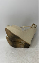 Load image into Gallery viewer, Bakers Womens Beige Peep Toe Adjustable Strap Wedge Heel Platform Sandals Sz 7M