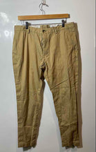 Load image into Gallery viewer, Authentic Burberry Mens Beige Flat Front Chino Pants Size EUR 50 Dirty