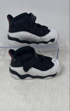 Load image into Gallery viewer, Nike Kids Jordan 6 Rings White Black Round Toe Lace-Up Sneaker Shoes Size 7C