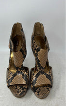 Load image into Gallery viewer, Nine West Womens Poleman Black Brown Snakeskin Print High Platform Heels Sz 7.5