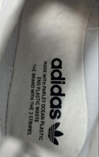 Load image into Gallery viewer, Adidas Mens NMD_R1 GX9527 White Round Toe Lace-Up Sneaker Shoes Size 9.5