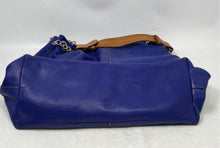Load image into Gallery viewer, Prune Womens Blue Leather Inner Pocket Chain Strap Medium Shoulder Bag