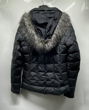 Load image into Gallery viewer, Columbia Womens Gray Faux Fur Trim Hooded Quilted Down Puffer Jacket Size S