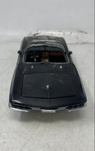 Load image into Gallery viewer, UT Models Chevrolet Mako Shark Collectible Display Diecast Car