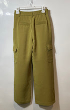 Load image into Gallery viewer, Express Womens Green Pleated Front Pockets Straight Leg Cargo Pants Size No Size