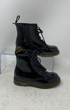 Load image into Gallery viewer, Dr.Martens Kids Black Lace-Up Round Toe Ankle Combat Boots Size 9
