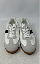 Load image into Gallery viewer, Juniors Sole Mates Womens White Leather Lace-Up Low Top Sneaker Shoes Size 6