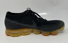 Load image into Gallery viewer, Authentic Nike Mens Air VaporMax AH8449-001 Black Lace-Up Sneaker Shoes Size 11