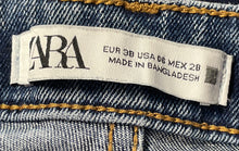 Load image into Gallery viewer, Zara Womens Blue Denim Light Wash 5-Pockets Design Flared Jeans Size 6