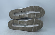 Load image into Gallery viewer, On Mens The Roger Advantage White Low Top Lace-Up Sneaker Shoes Size 11.5