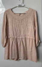 Load image into Gallery viewer, Alessia Pacini Womens Peach Embroidered Floral Linen Blouse Top Size Medium