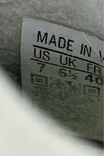 Load image into Gallery viewer, Adidas Mens White Green Soccer Footwear Size 7