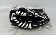 Load image into Gallery viewer, Dick’s Sporting Goods Black White Right-Hand Baseball Softball Throw Glove