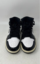 Load image into Gallery viewer, Nike Mens Air Jordan 1 Mid SE DD1649-001 Black White Basketball Shoes Size 7.5