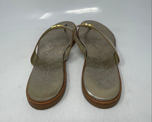Load image into Gallery viewer, Authentic Tory Burch Womens Mini Everly Gold-Tone Thong Sandals Size 8.5M
