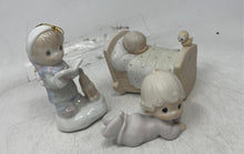 Load image into Gallery viewer, Lot Of 3 Pcs Precious Moments Last Forever Ceramic Decorative Figurines In Box