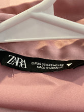 Load image into Gallery viewer, Zara Womens Pink Satin Pointed Collar Long Sleeve Pullover Mini Dress Size XS