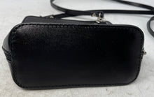 Load image into Gallery viewer, Vera Pelle Womens Black Leather Inner Pocket Detachable Strap Crossbody Bag