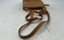 Load image into Gallery viewer, American Leather Co. Womens Brown Kansas Inner Pockets Flap Crossbody Bag