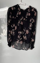 Load image into Gallery viewer, Lucky Brand Womens Black Floral Smocked Long Sleeve Blouse Top Size Small