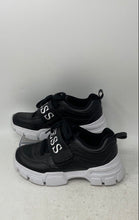 Load image into Gallery viewer, Guess Womens Kathie Black Low Top Lace-Up Platform Sneaker Shoes Size 5.5M