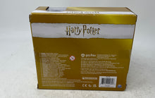 Load image into Gallery viewer, Spin Master Harry Potter Mini Playset And Hershey's Vinyl Action Figure