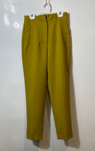 Load image into Gallery viewer, Zara Womens Green Flat Front Pockets Skinny Leg Trouser Pants Size XS